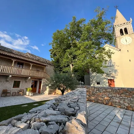 Minerva Apartament *