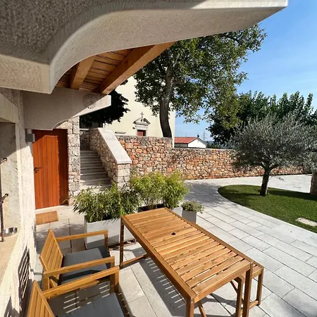 Minerva Apartment